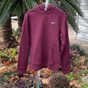 Nike Burgundy Hoodie with White Swoosh. Men’s size Medium. Preowned like new